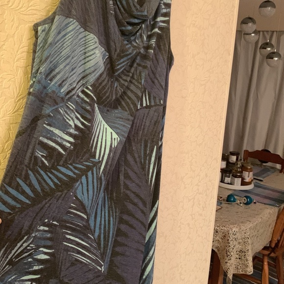 Lole brand name summer elegant dress worn once - Picture 3 of 5